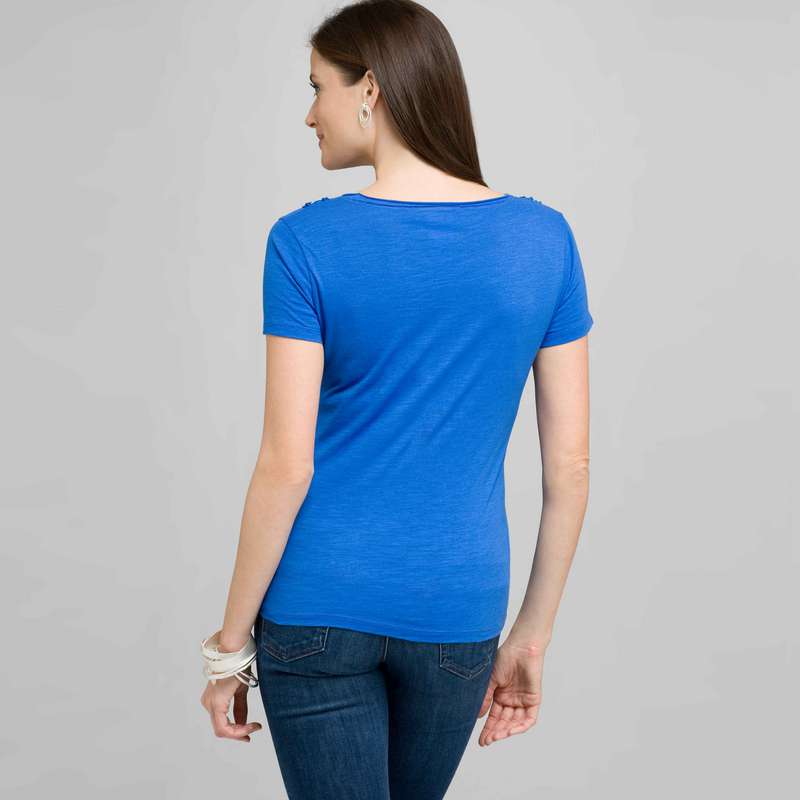 Scoop Neck Tee With Applique, Blue, large